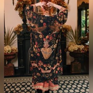 ⭐️NEW⭐️ Heart of Gold Vintage Victorian Art Full Length Duster Robe